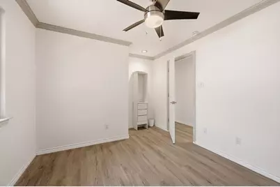 2417 Muret Street, Irving, TX 75062 - Photo 17