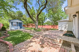 2417 Muret St, Irving, TX 75062 - Photo 21