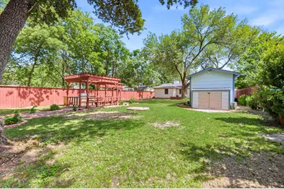 2417 Muret Street, Irving, TX 75062 - Photo 31