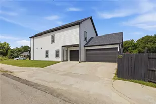 1469 Elmwood Ave, Fort Worth, TX 76104 - Photo 5