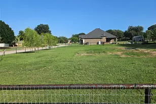 103 Heritage Pl, Glen Rose, TX 76043 - Photo 7