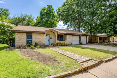 241 Suzanne Terrace, Burleson, TX 76028 - Photo 3