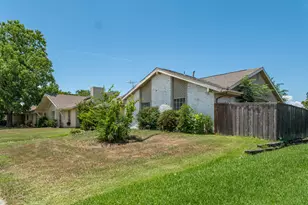 1607 College Pkwy, Lewisville, TX 75077 - Photo 3