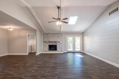 1607 College Parkway, Lewisville, TX 75077 - Photo 7