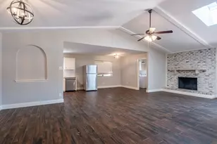 1607 College Pkwy, Lewisville, TX 75077 - Photo 9