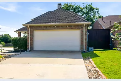 2069 Stillwater Place, Lewisville, TX 75067 - Photo 3