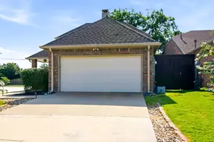 2069 Stillwater Pl, Lewisville, TX 75067 - Photo 3