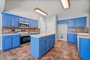2110 Timber Cove Ct, Weatherford, TX 76087 - Photo 11