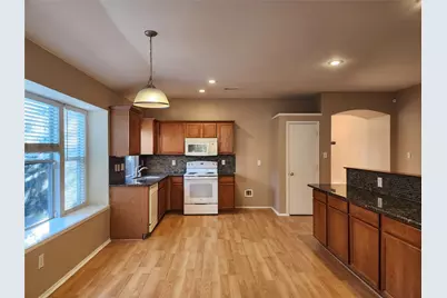 3913 Chimney Rock Drive, Denton, TX 76210 - Photo 7