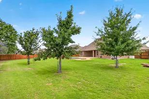 1201 Bluff Springs Dr, Fort Worth, TX 76052 - Photo 35