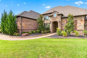 1201 Bluff Springs Dr, Fort Worth, TX 76052 - Photo 3
