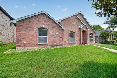 909 Trinity Drive, Lancaster, TX 75146 - Photo 3