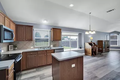 6516 Fairglen Drive, Arlington, TX 76002 - Photo 11