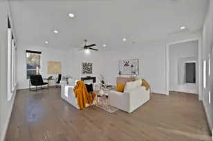 1913 Crockett Cir, Irving, TX 75038 - Photo 7