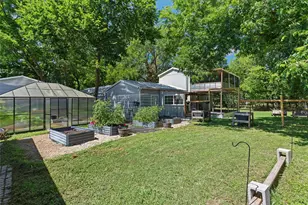 108 Blue Moon Ct, Springtown, TX 76082 - Photo 1