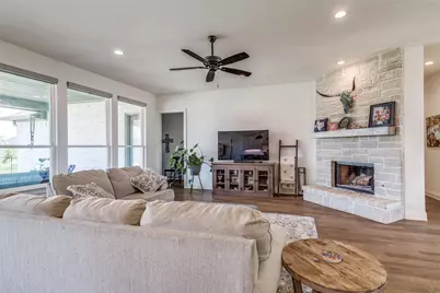 1348 Silent Springs Drive, Fort Worth, TX 76052 - Photo 7