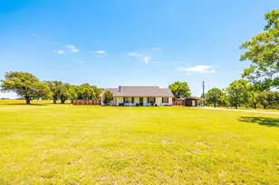 472 Chesnut Ln, Santo, TX 76472 - Photo 3