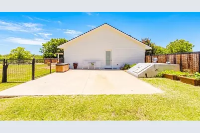 472 Chesnut Lane, Santo, TX 76472 - Photo 33