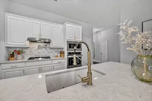 669 Harris Ridge Dr, Arlington, TX 76002 - Photo 17