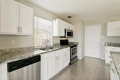 10121 Chapel Rock Drive, Fort Worth, TX 76116 - Photo 11