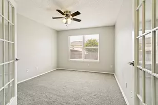 10121 Chapel Rock Dr, Fort Worth, TX 76116 - Photo 7
