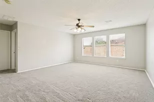 10121 Chapel Rock Dr, Fort Worth, TX 76116 - Photo 15