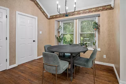 2701 Hidden Lake Drive, Grapevine, TX 76051 - Photo 13