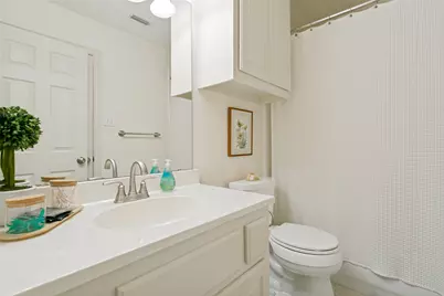 1604 McGreg Lane, Carrollton, TX 75010 - Photo 19