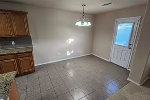 8304 Mossberg Dr, Arlington, TX 76002 - Photo 9