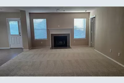 8304 Mossberg Drive, Arlington, TX 76002 - Photo 7