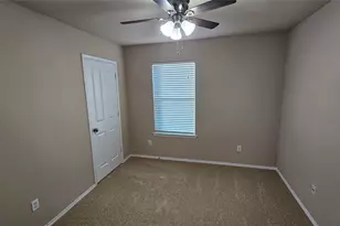 8304 Mossberg Dr, Arlington, TX 76002 - Photo 17