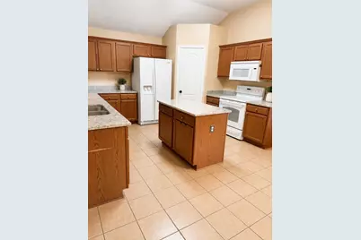 207 Southpeak Lane, Ponder, TX 76259 - Photo 5