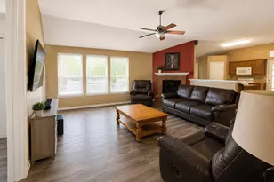 207 Southpeak Ln, Ponder, TX 76259 - Photo 3