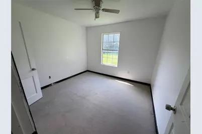 504 Morgan Street, Cleburne, TX 76031 - Photo 9