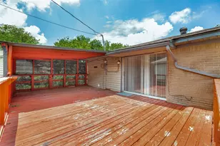 2524 Suffolk Ln, Lancaster, TX 75134 - Photo 23