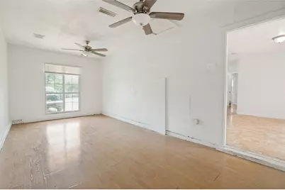 2524 Suffolk Lane, Lancaster, TX 75134 - Photo 13