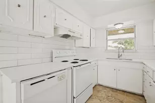 2524 Suffolk Ln, Lancaster, TX 75134 - Photo 11