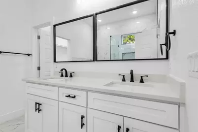 4317 Myrtle Street, Dallas, TX 75215 - Photo 19