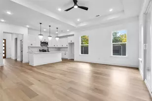 4317 Myrtle St, Dallas, TX 75215 - Photo 9