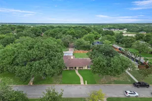 152 Stardust Ln, DeSoto, TX 75115 - Photo 35