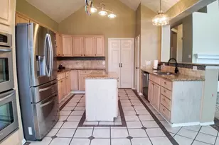 2420 Harpers Ferry Ct, Mesquite, TX 75181 - Photo 7