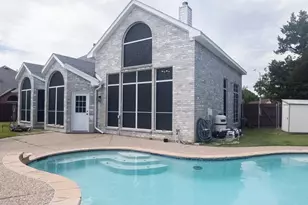 2420 Harpers Ferry Ct, Mesquite, TX 75181 - Photo 3