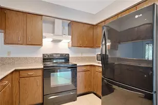 8100 Cambridge St, Houston, TX 77054 - Photo 9
