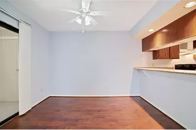 8100 Cambridge Street #124, Houston, TX 77054 - Photo 7