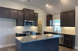 713 Smothermon Farm Rd, Little Elm, TX 75068 - Photo 9