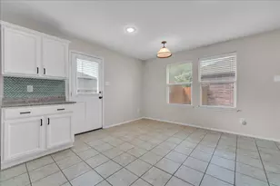 706 Cliffmere Dr, Arlington, TX 76002 - Photo 13