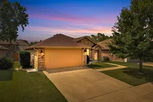 706 Cliffmere Dr, Arlington, TX 76002 - Photo 3
