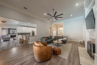 4313 Fannin Drive, Irving, TX 75038 - Photo 7