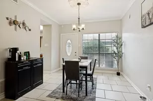 9910 Royal Ln, Dallas, TX 75231 - Photo 11