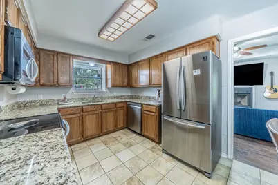 532 Rawls Circle, Irving, TX 75061 - Photo 3